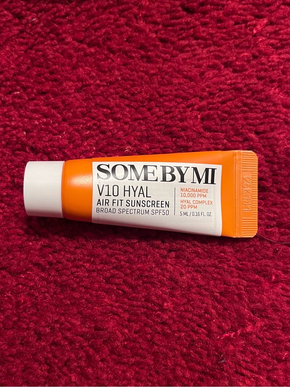NEW Sunscreen Samples - Picture 2 of 11